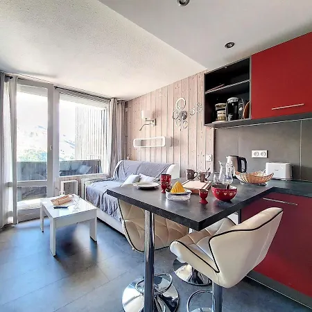 Renove Au Pied Des Pistes Avec Balcon - 4 Pers., 27m², Coin Chambre, Cabine, 3 Flocons Or - Fr-1-344-896